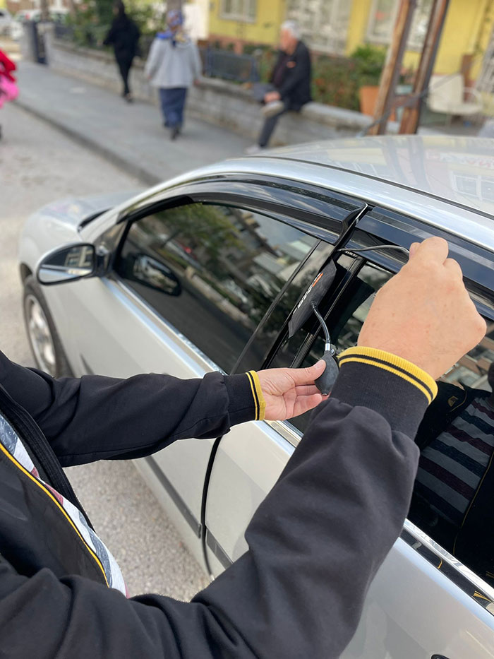 Şereflikoçhisar Oto Kilitçisi